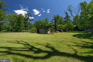 9005 Southwick St, Fairfax, VA 22031 - Photo 40