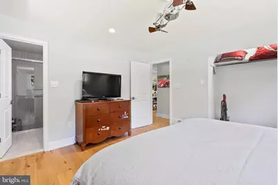 9005 Southwick Street, Fairfax, VA 22031 - Photo 14