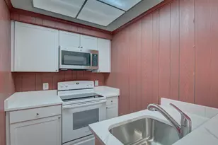 1108-B Shaker Woods Rd, Herndon, VA 20170 - Photo 4