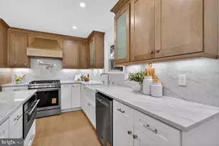 6804 Lamp Post Ln, Alexandria, VA 22306 - Photo 10