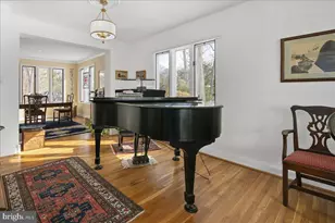 4008 Sulgrave Dr, Alexandria, VA 22309 - Photo 10