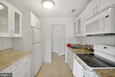 3101 S Manchester Street #512, Falls Church, VA 22044 - Photo 22