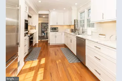 9813 Fosbak Drive, Vienna, VA 22182 - Photo 12