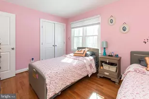 9813 Fosbak Dr, Vienna, VA 22182 - Photo 50