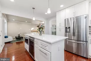 7716 Green Garland Dr, Springfield, VA 22153 - Photo 8