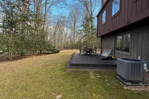 11704 Foxvale Ct, Oakton, VA 22124 - Photo 4