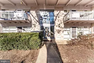 7758 Donnybrook Ct, Annandale, VA 22003 - Photo 10