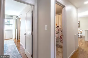 8513 Braeburn Dr, Annandale, VA 22003 - Photo 10