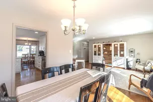 8513 Braeburn Dr, Annandale, VA 22003 - Photo 22