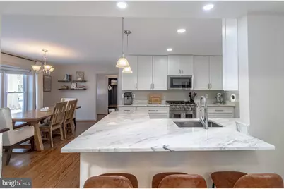 8513 Braeburn Drive, Annandale, VA 22003 - Photo 18