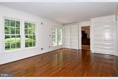 7646 Huntmaster Lane, McLean, VA 22102 - Photo 12