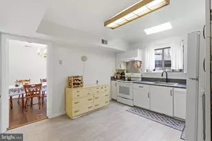 6921 Deer Run Dr, Alexandria, VA 22306 - Photo 22