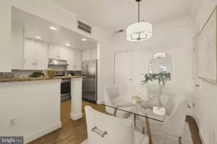 8093 Gatehouse Rd, Falls Church, VA 22042 - Photo 10