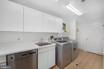 1215 Stuart Robeson Drive, McLean, VA 22101 - Photo 44