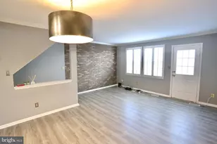 6623 Skylemar Trail, Centreville, VA 20121 - Photo 6