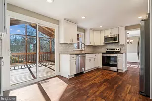 12179 Queens Brigade Dr, Fairfax, VA 22030 - Photo 20