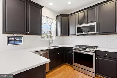 2118 Capstone Circle, Herndon, VA 20170 - Photo 20