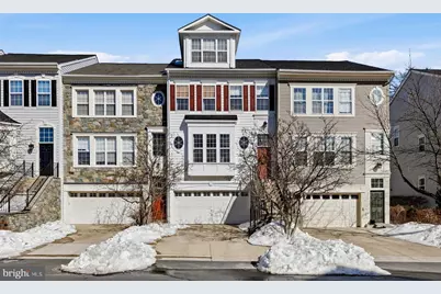 2118 Capstone Circle, Herndon, VA 20170 - Photo 2