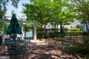 12851 Fair Briar Ln, Fairfax, VA 22033 - Photo 34