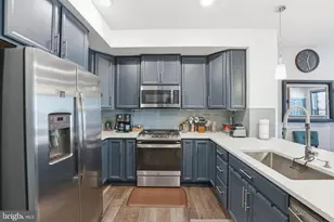 12916 Sunrise Ridge Aly, Herndon, VA 20171 - Photo 8