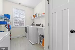 4222 Lamarre Dr, Fairfax, VA 22030 - Photo 34