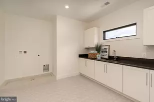 104 Mashie Ct SE, Vienna, VA 22180 - Photo 32