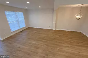 1191 Cypress Tree Pl, Herndon, VA 20170 - Photo 4