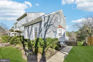 6347 Chimney Wood Ct, Alexandria, VA 22306 - Photo 1