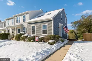 6347 Chimney Wood Ct, Alexandria, VA 22306 - Photo 4