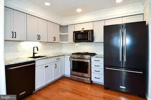 3891 Mohr Oak Ct, Fairfax, VA 22033 - Photo 16