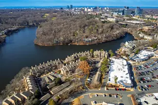 11262 Harbor Ct, Reston, VA 20191 - Photo 40