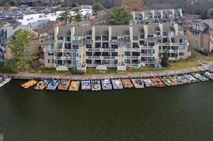 11262 Harbor Ct, Reston, VA 20191 - Photo 1