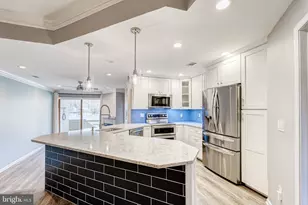 11262 Harbor Ct, Reston, VA 20191 - Photo 10