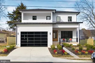 6818 Barrett Rd, Falls Church, VA 22042 - Photo 18