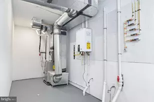 6818 Barrett Rd, Falls Church, VA 22042 - Photo 66