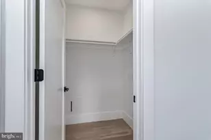 6818 Barrett Rd, Falls Church, VA 22042 - Photo 44