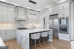 6818 Barrett Rd, Falls Church, VA 22042 - Photo 22