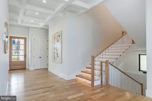 6818 Barrett Rd, Falls Church, VA 22042 - Photo 4