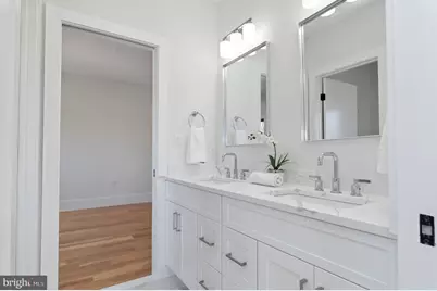 6818 Barrett Road, Falls Church, VA 22042 - Photo 48