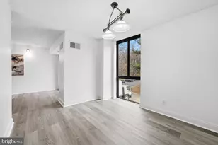 2311 Pimmit Dr, Falls Church, VA 22043 - Photo 6