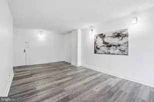 2311 Pimmit Dr, Falls Church, VA 22043 - Photo 4