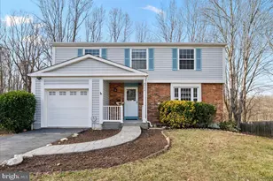 8300 White Star Ct, Springfield, VA 22153 - Photo 1