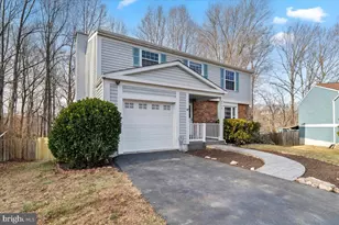 8300 White Star Ct, Springfield, VA 22153 - Photo 2