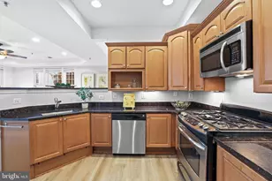 7057 Huntley Run Pl, Alexandria, VA 22306 - Photo 16