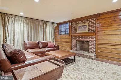 956 Walker Road, Great Falls, VA 22066 - Photo 40