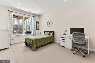 3847 Rainier Dr, Fairfax, VA 22033 - Photo 10