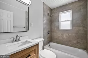 7605 Pollen St, Lorton, VA 22079 - Photo 4