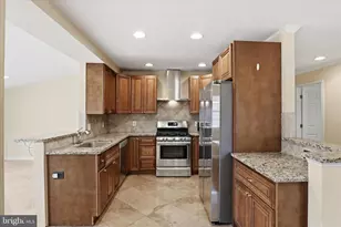 7416 Sportsman Dr, Falls Church, VA 22043 - Photo 6