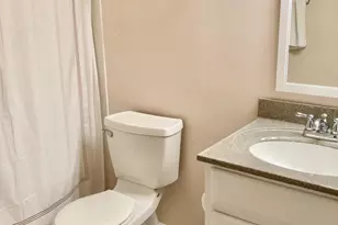 10087 Oakton Terrace Rd, Oakton, VA 22124 - Photo 8