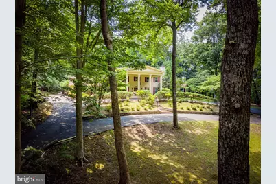 10525 Summerwind Lane, Fairfax Station, VA 22039 - Photo 2